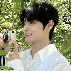 jiwoong pic (@wiivllivnews)